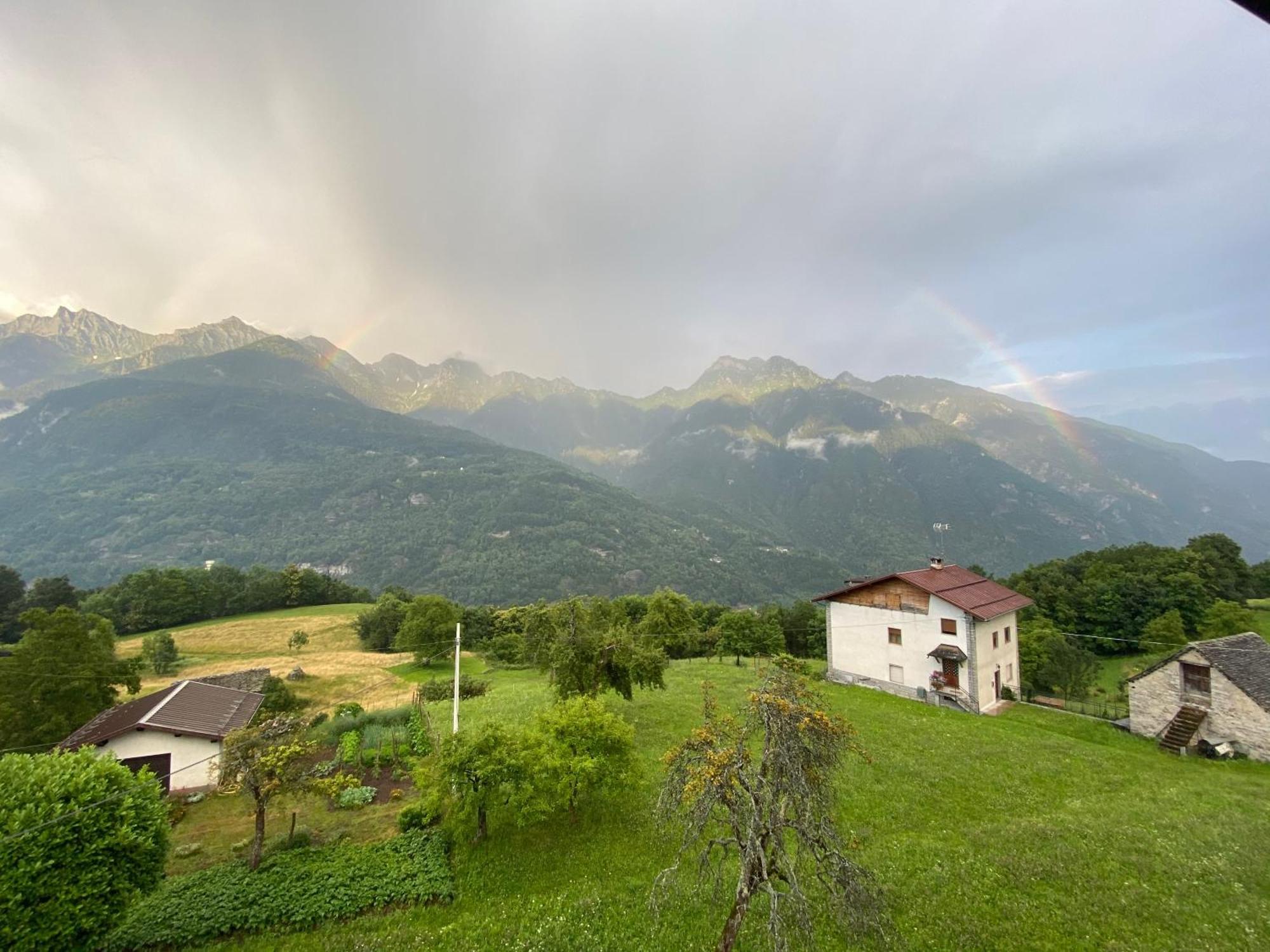 Ca Dell'Agrifoglio Apartment Кродо Екстериор снимка